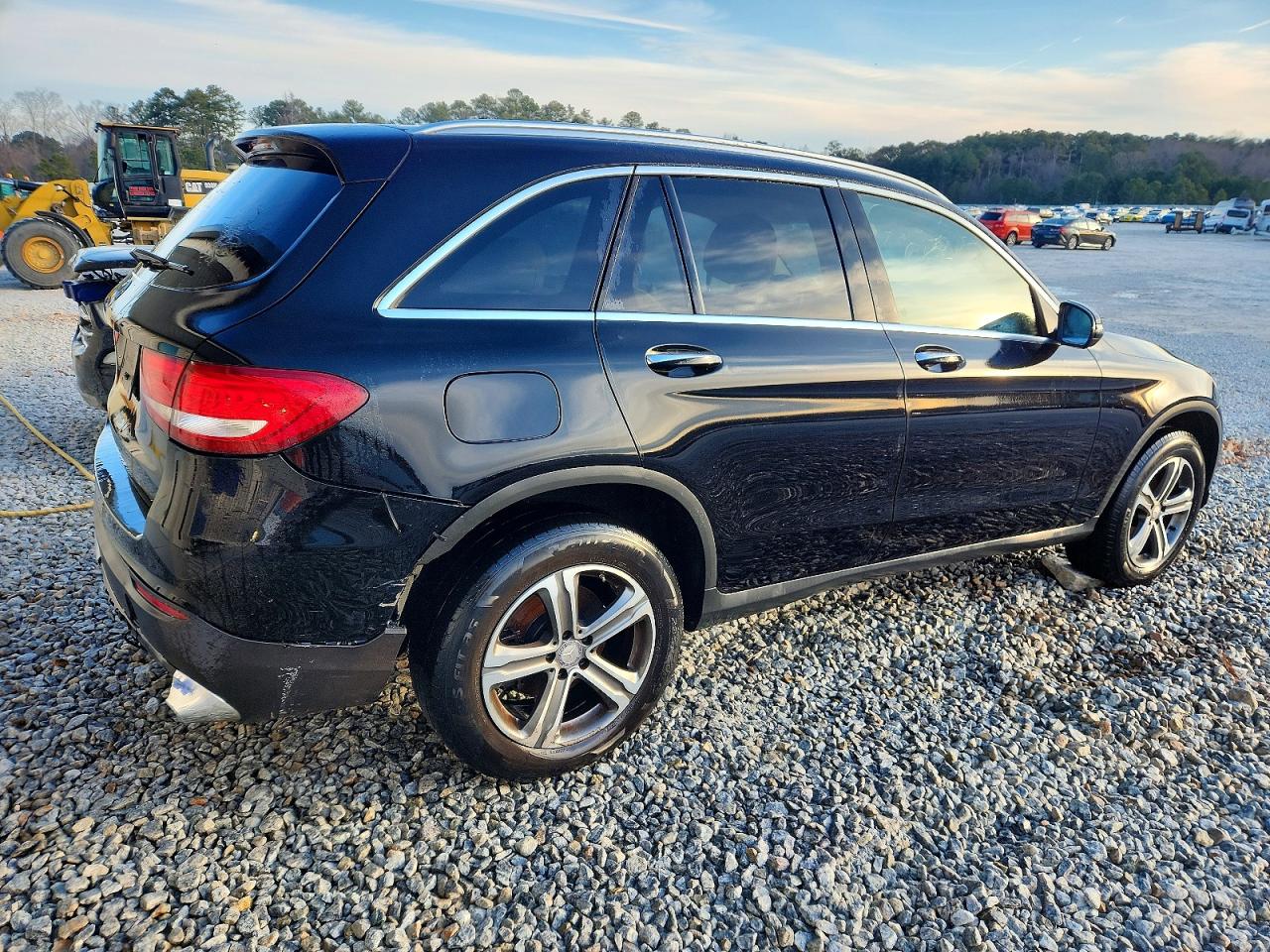 2017 MERCEDES-BENZ GLC 300 photo 5