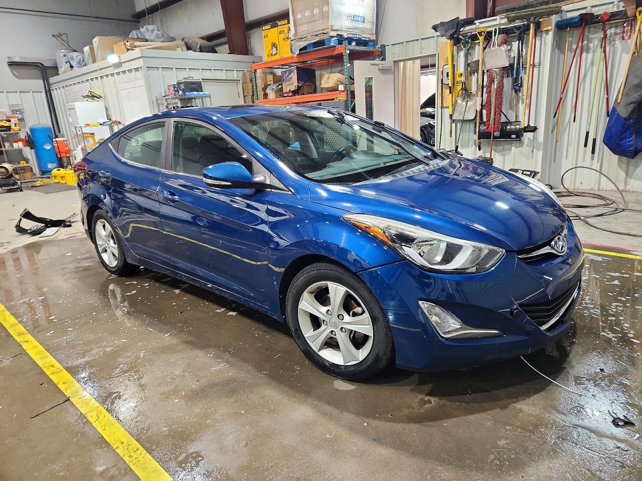 2016 HYUNDAI ELANTRA SE photo 4