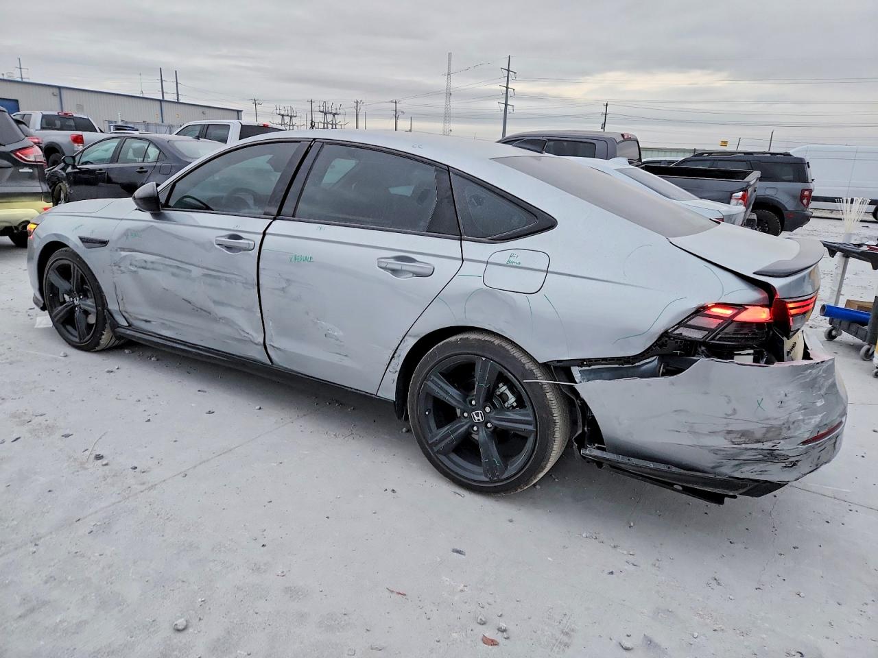 2025 HONDA ACCORD HYBRID SPORT-L photo 2