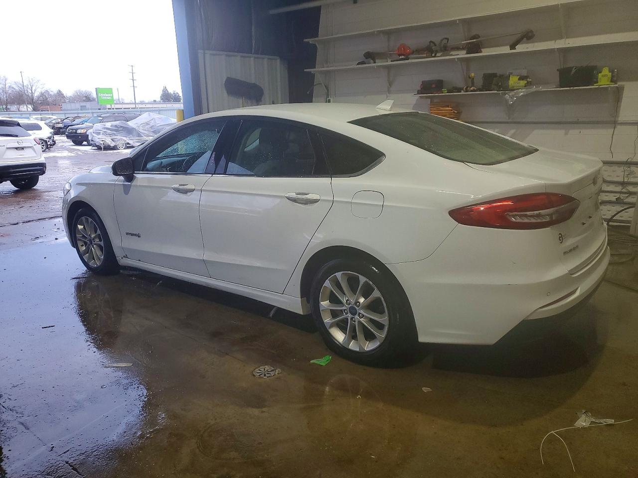 2019 FORD FUSION SE photo 3