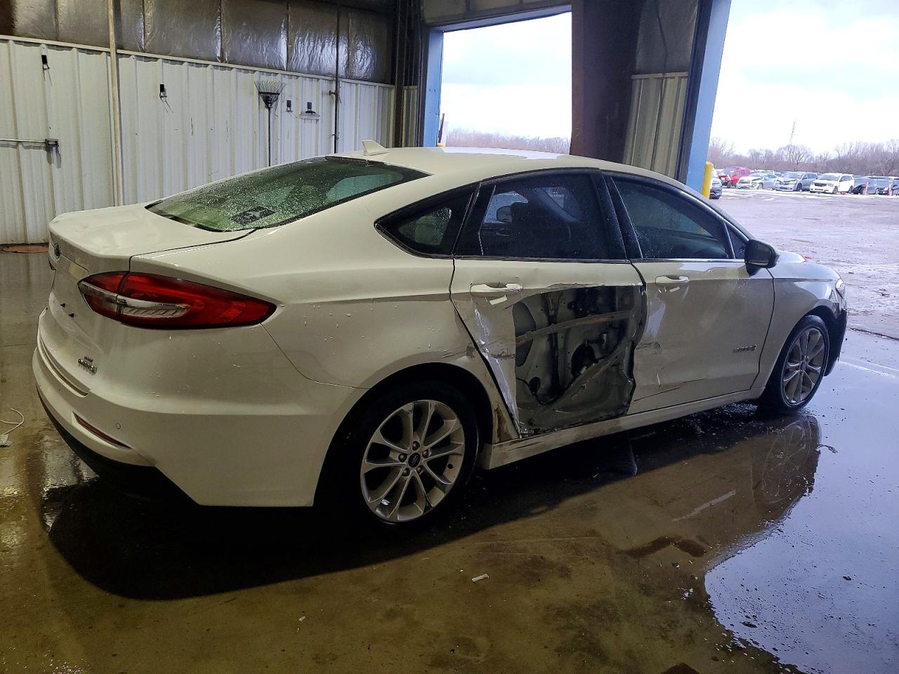 2019 FORD FUSION SE photo 5