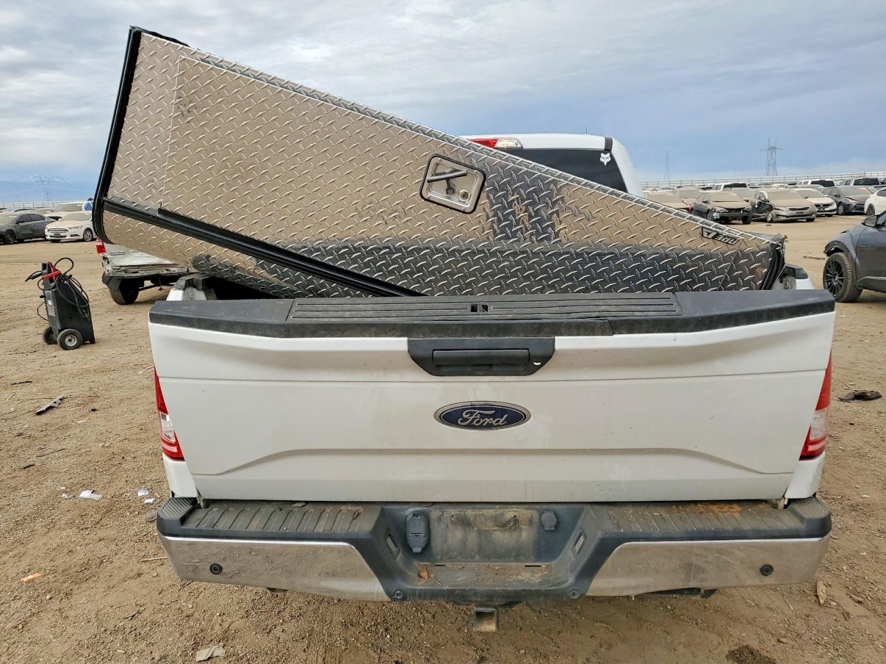 2017 FORD F150 SUPERCREW photo 11