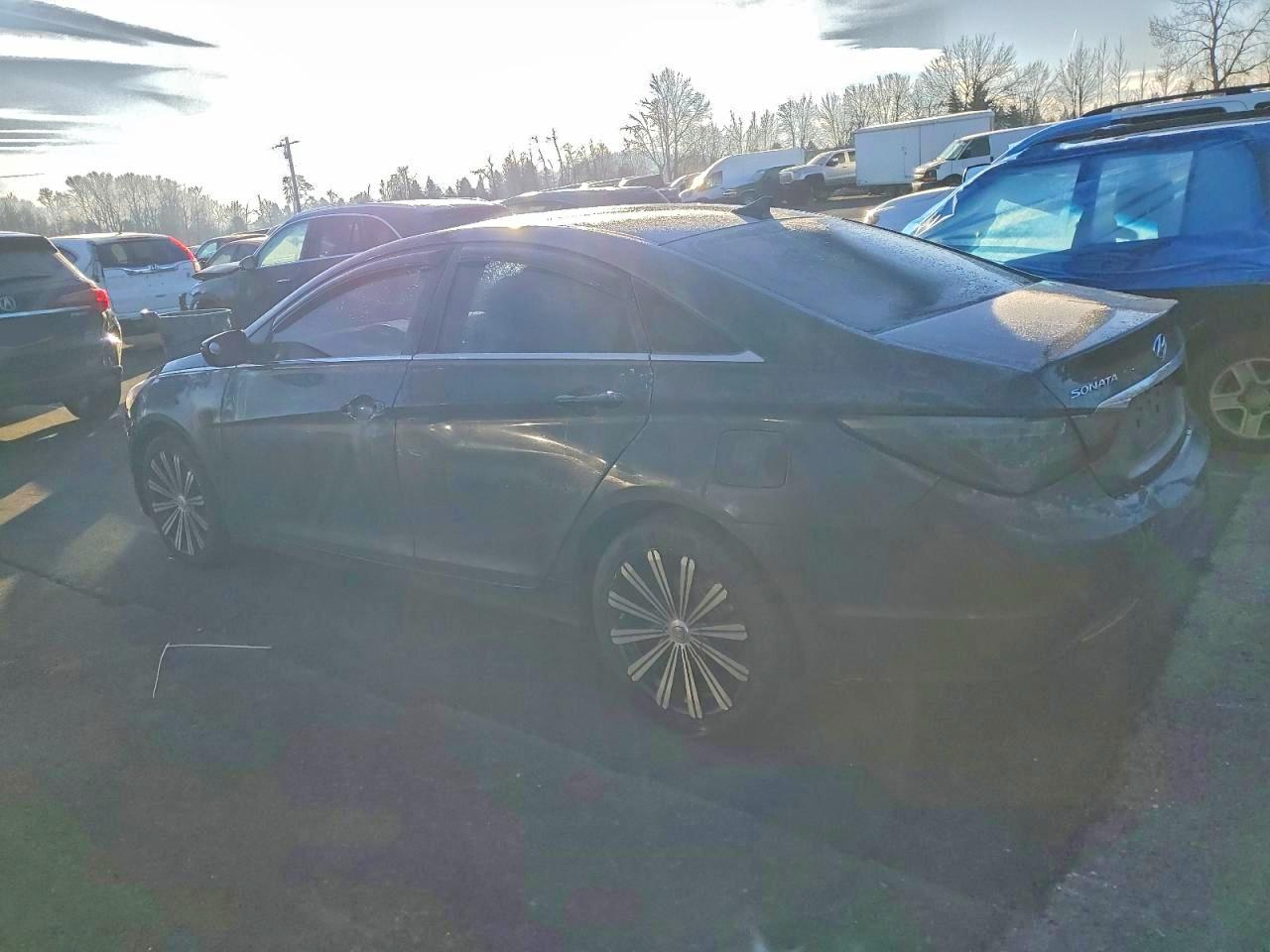 2011 HYUNDAI SONATA GLS photo 3