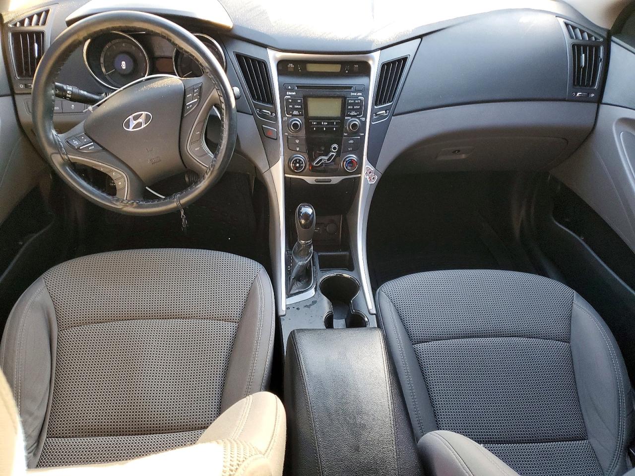 2011 HYUNDAI SONATA GLS photo 15