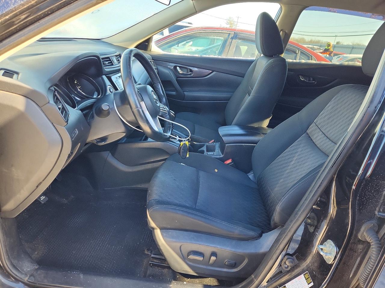 2018 NISSAN ROGUE S photo 13
