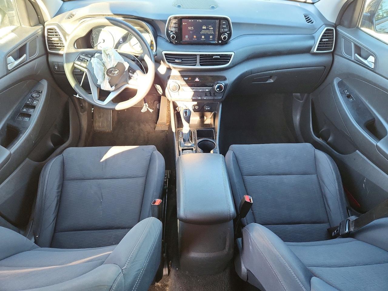 2021 HYUNDAI TUCSON SE photo 8