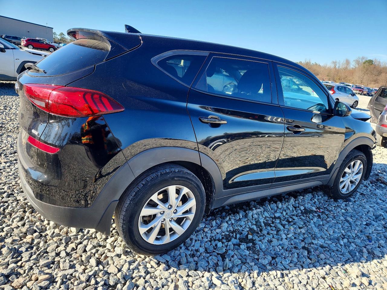 2021 HYUNDAI TUCSON SE photo 3