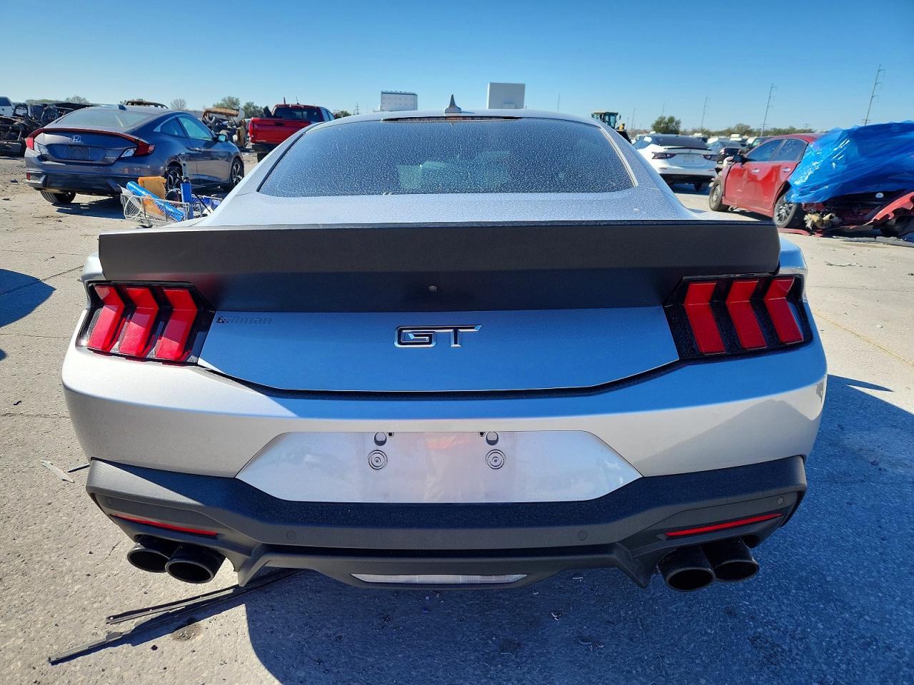 2024 FORD MUSTANG GT photo 16