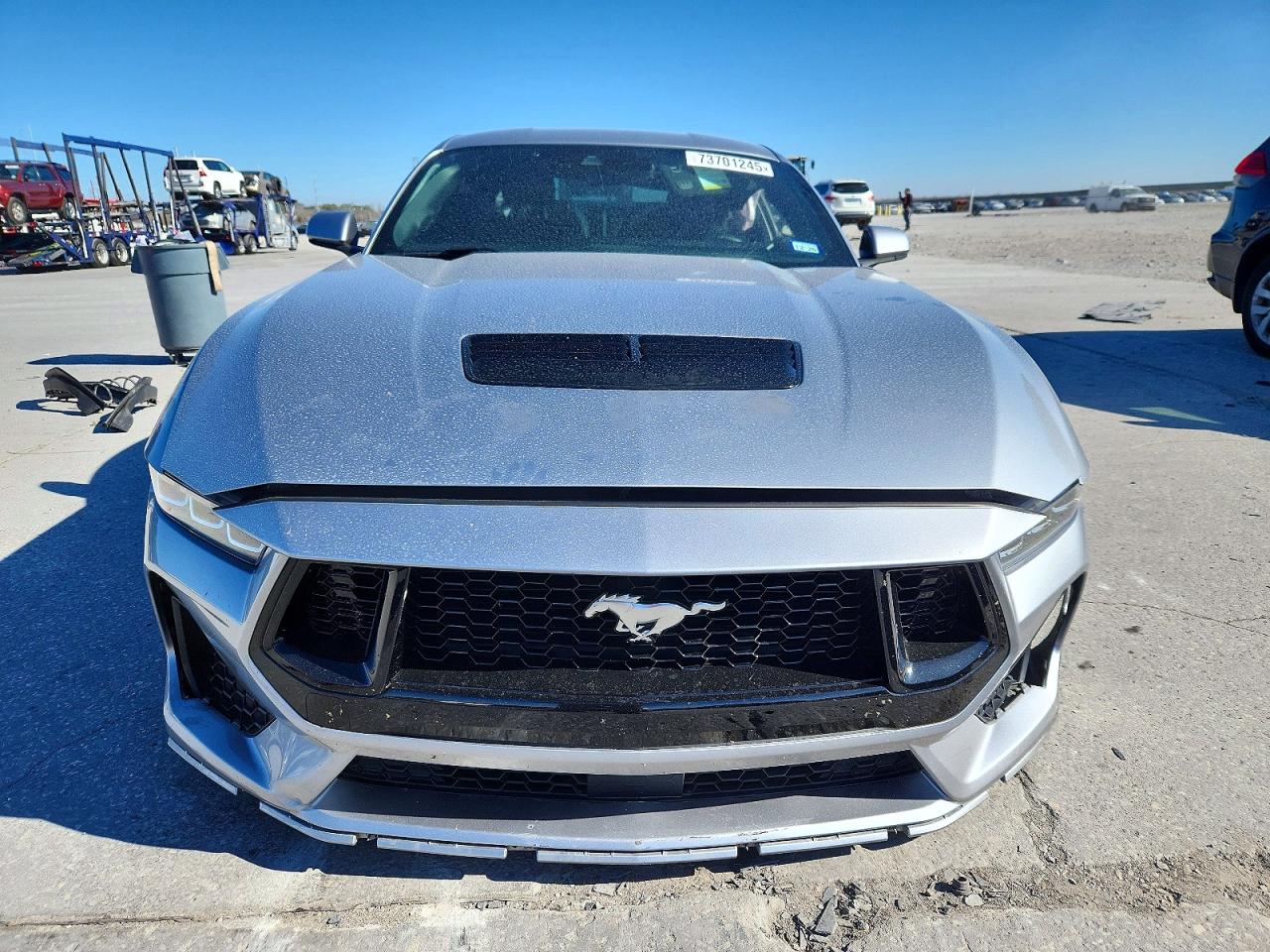 2024 FORD MUSTANG GT photo 13