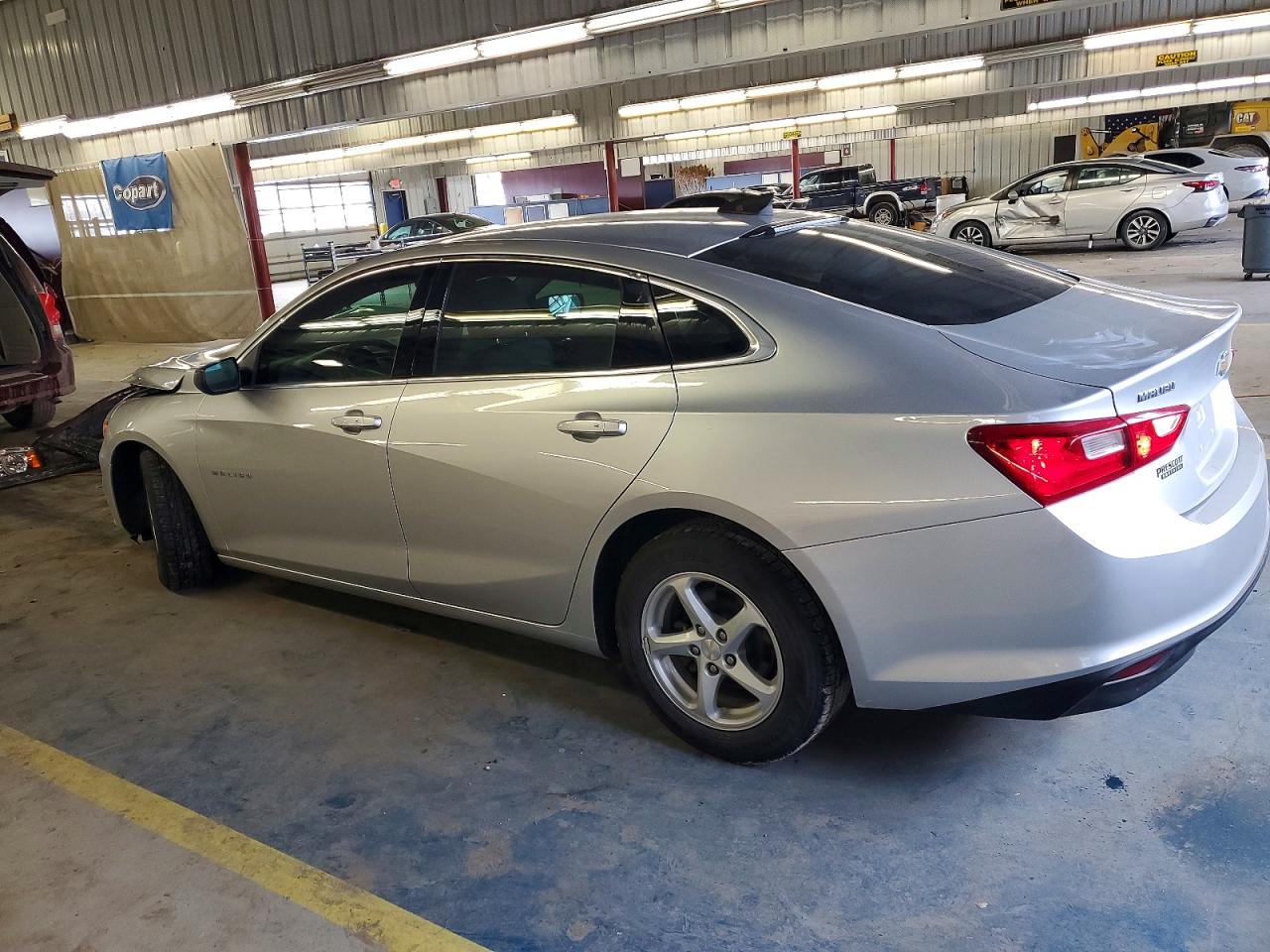 2016 CHEVROLET MALIBU LS photo 2