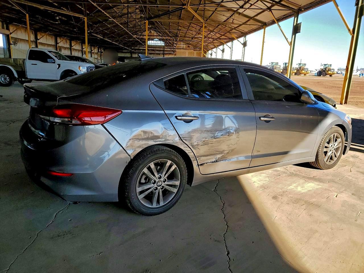 2018 HYUNDAI ELANTRA SEL photo 3