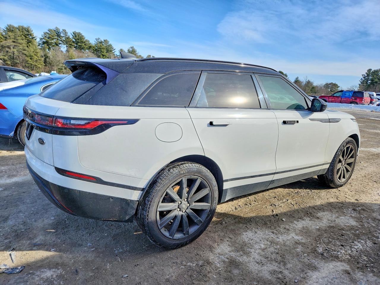 2019 LAND ROVER RANGE ROVER VELAR R-DYNAMIC SE photo 5