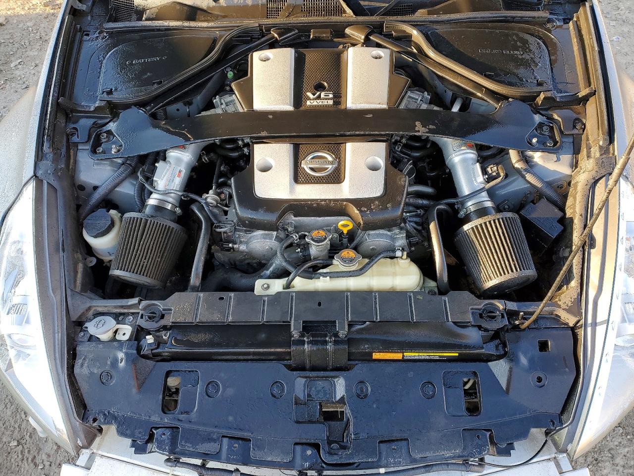 2015 NISSAN 370Z BASE photo 11