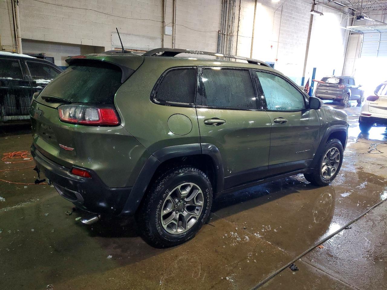 2021 JEEP CHEROKEE TRAILHAWK photo 3