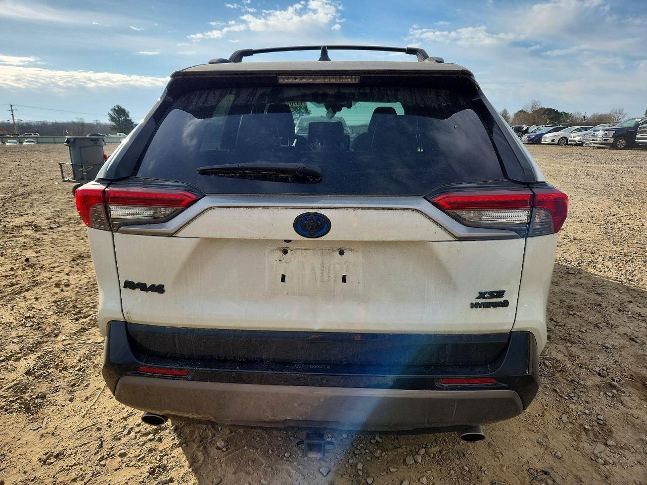 2021 TOYOTA RAV4 XSE photo 6