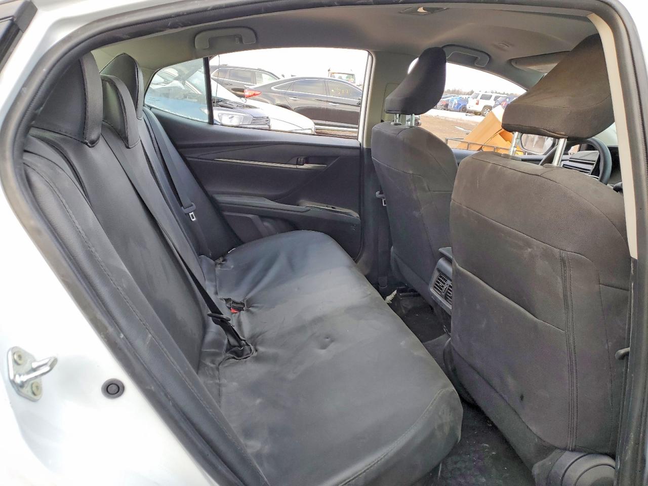 2025 TOYOTA CAMRY photo 10