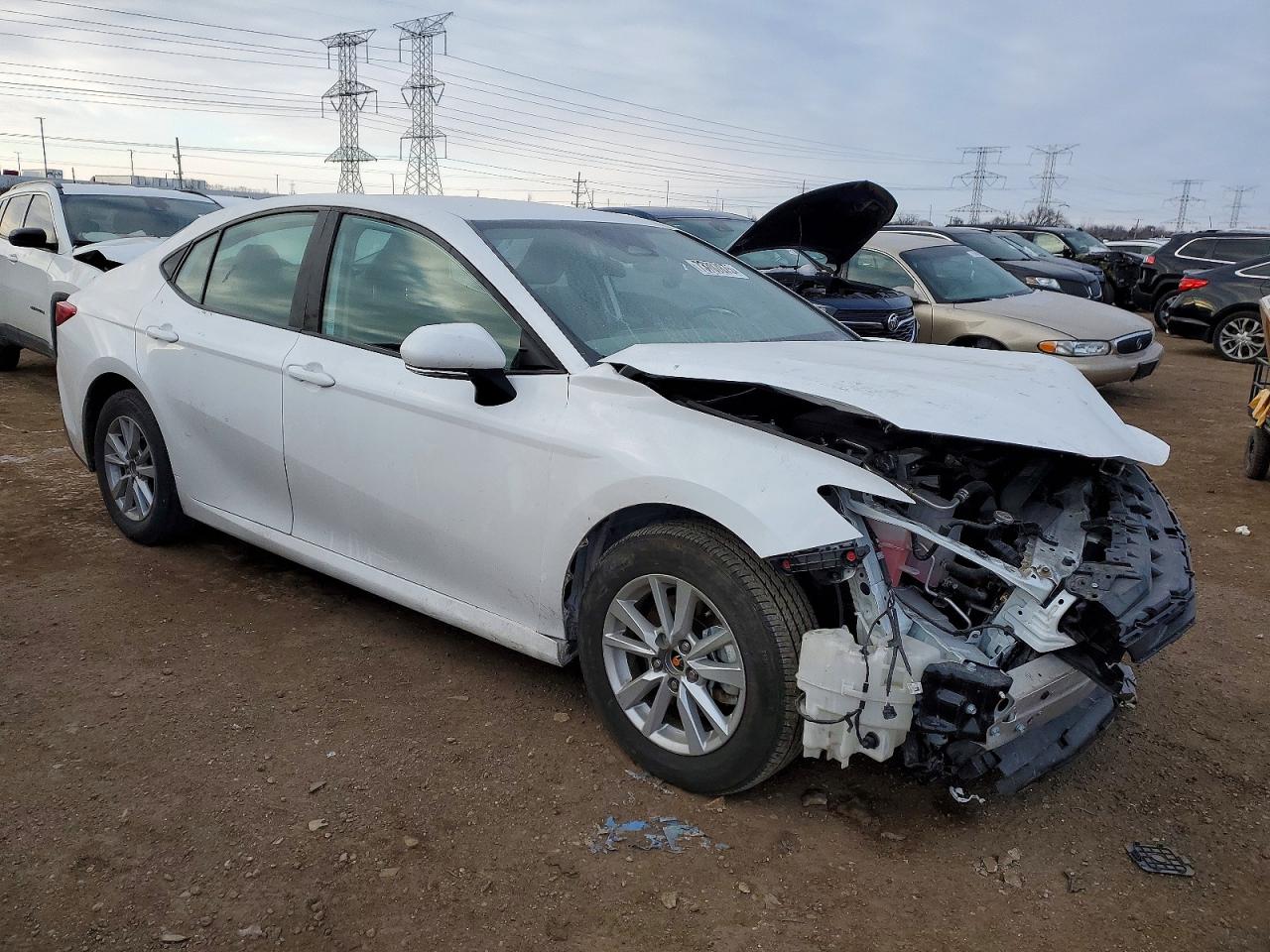 2025 TOYOTA CAMRY photo 4