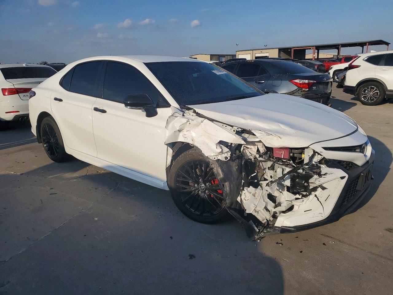 2022 TOYOTA CAMRY NIGHT SHADE photo 4