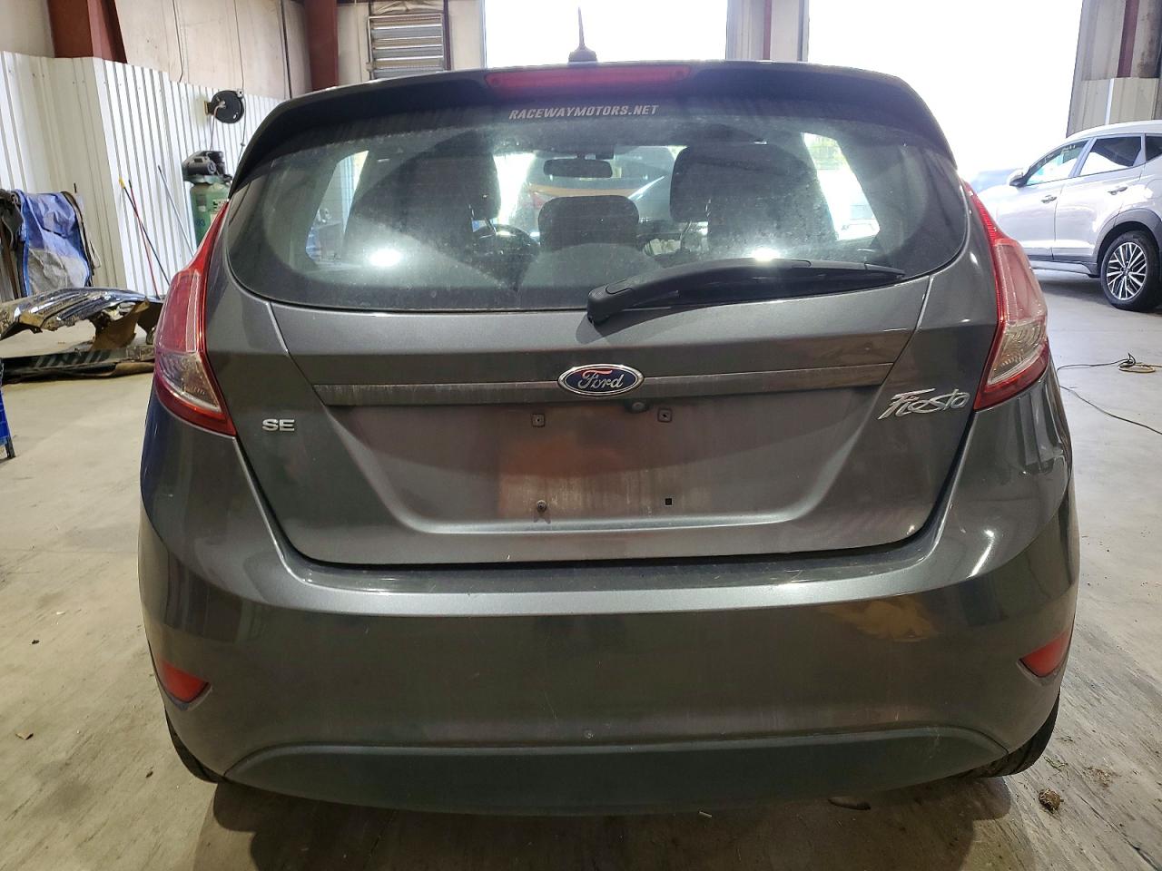 2019 FORD FIESTA SE photo 16