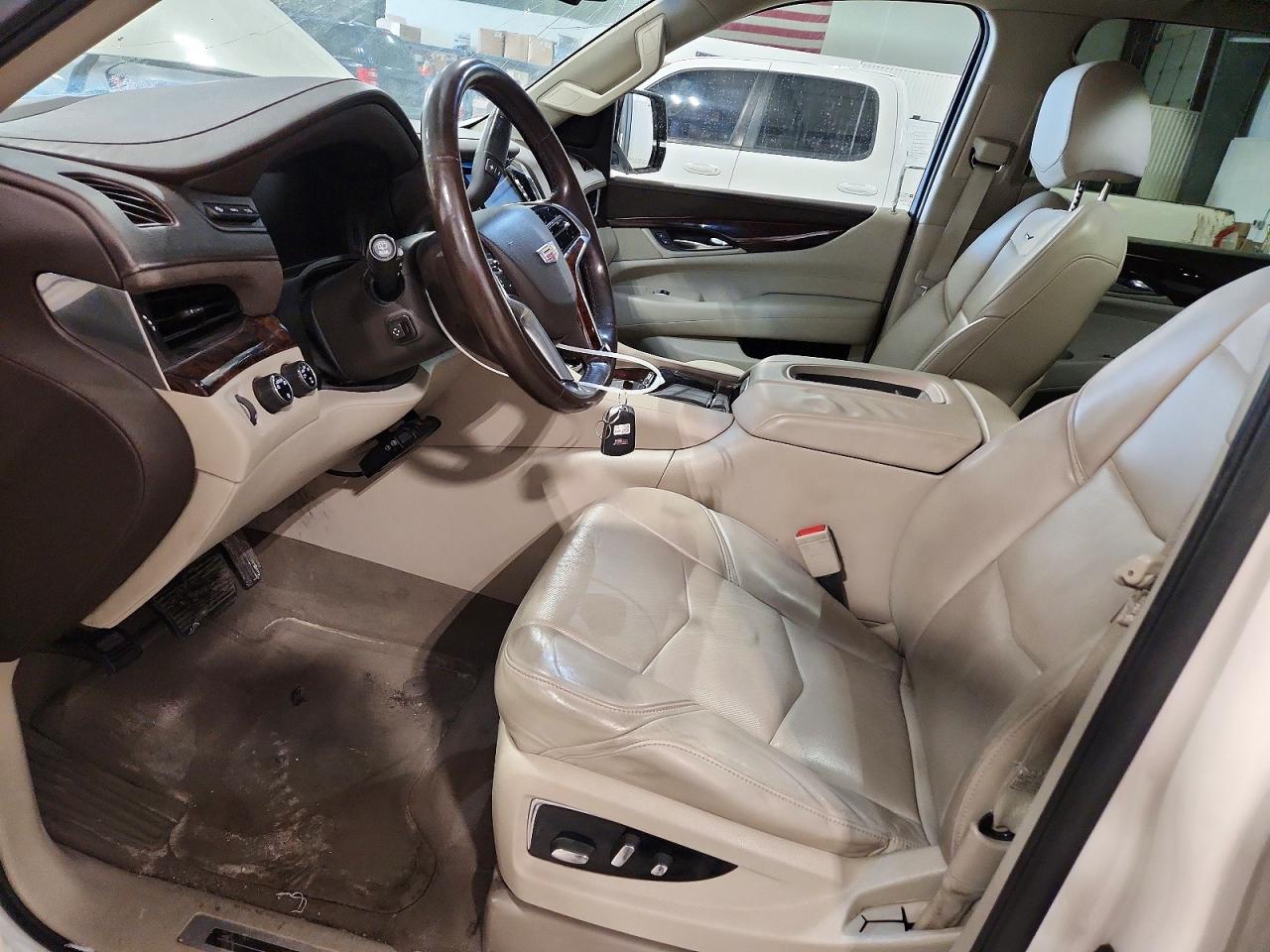 2015 CADILLAC ESCALADE LUXURY photo 13