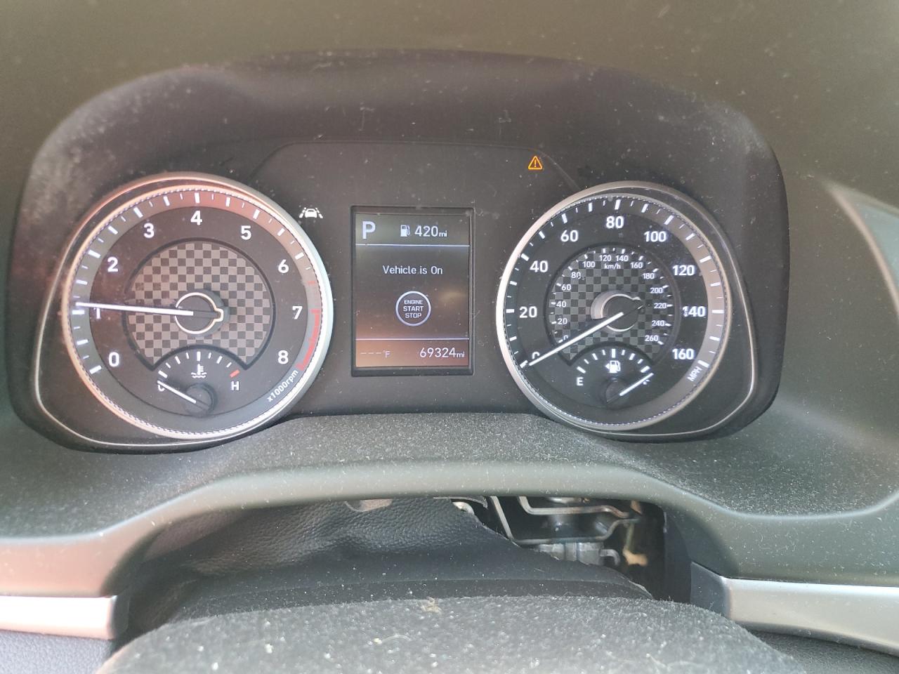 2019 HYUNDAI ELANTRA photo 9