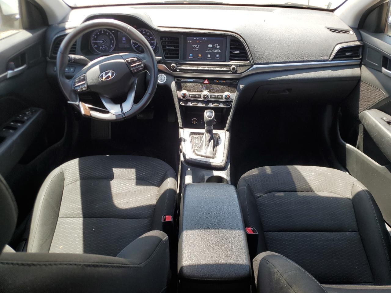 2019 HYUNDAI ELANTRA photo 8