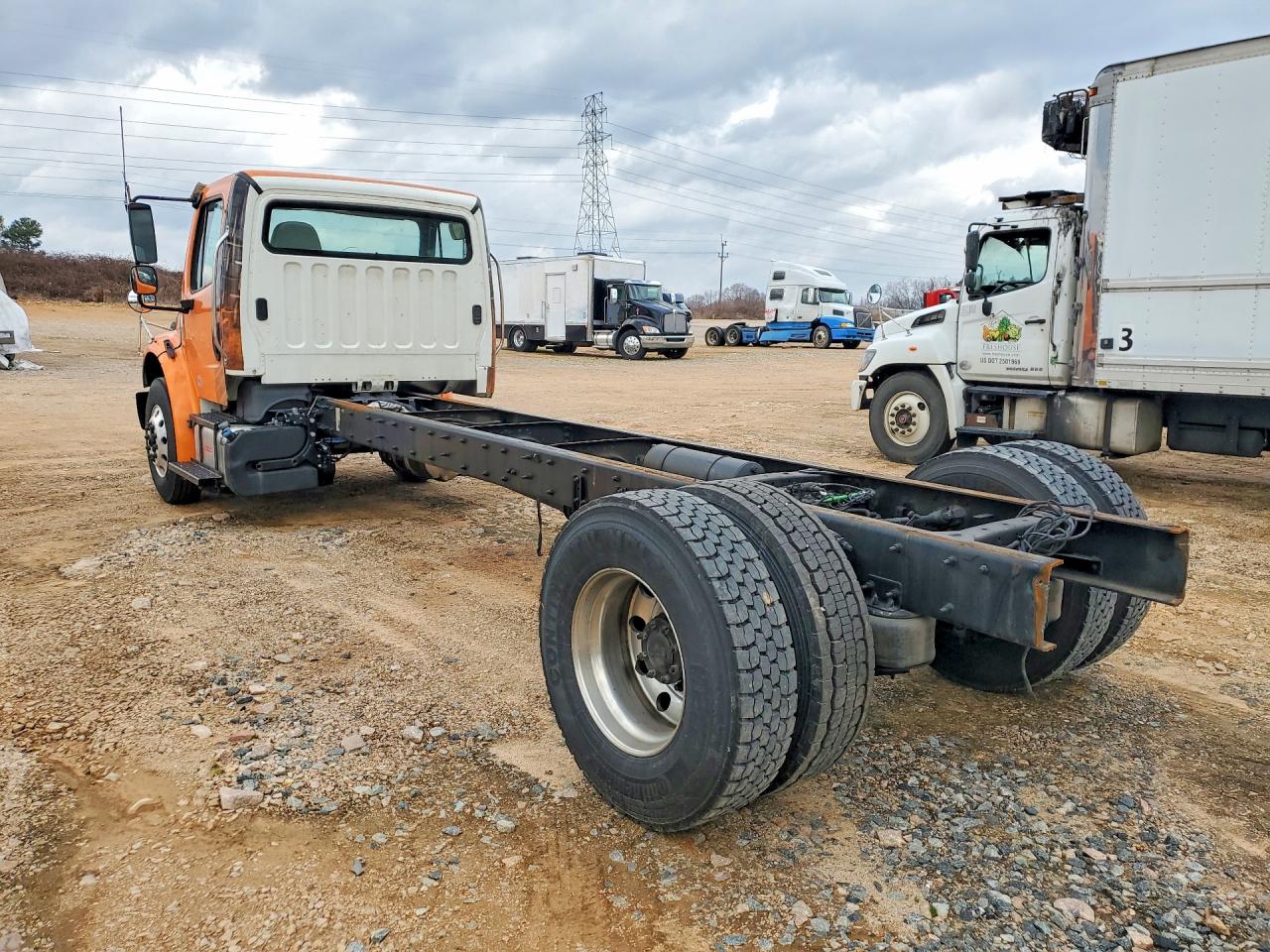 2018 FREIGHTLINER BUSINESS CLASS M2 TRUCK CAB ANDCHASSIS photo 4