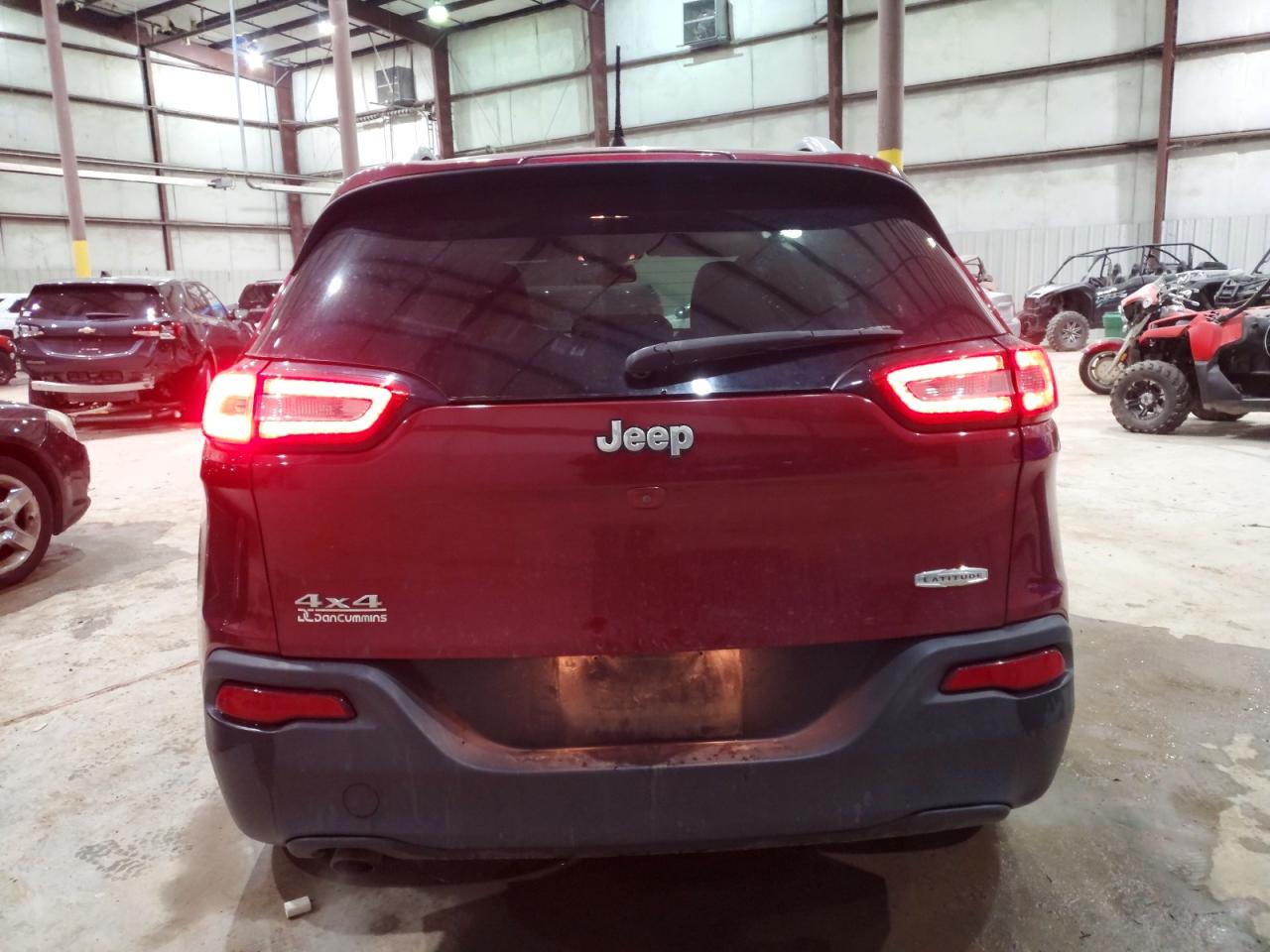 2016 JEEP CHEROKEE LATITUDE photo 11