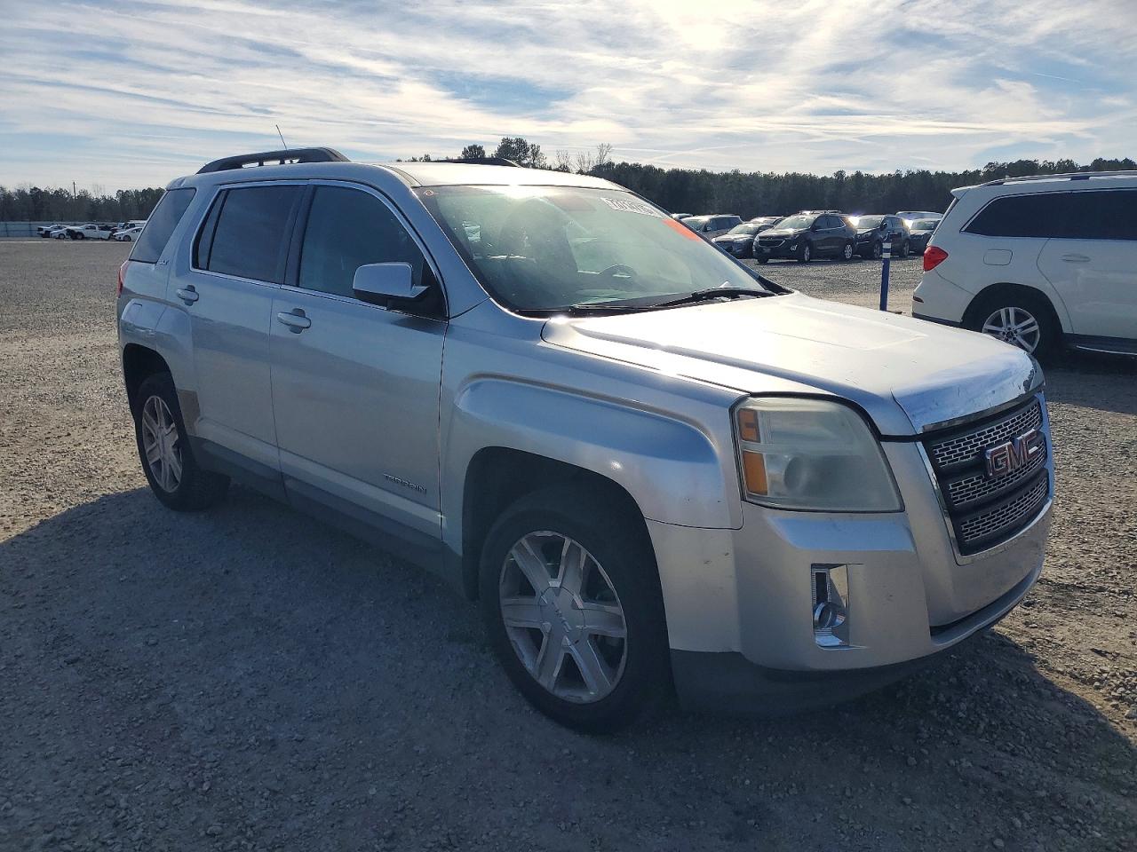 2012 GMC TERRAIN SLT photo 4