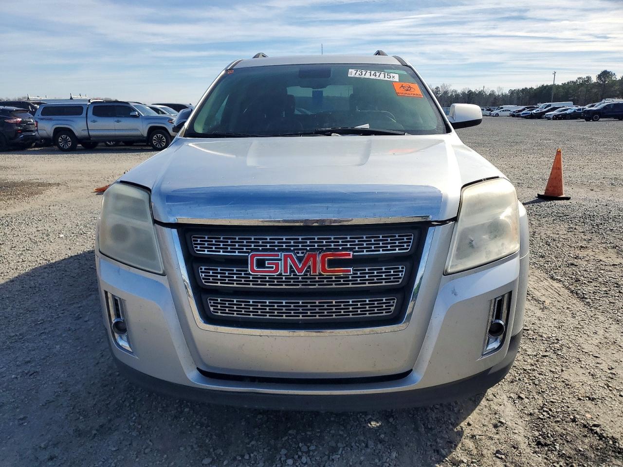 2012 GMC TERRAIN SLT photo 5