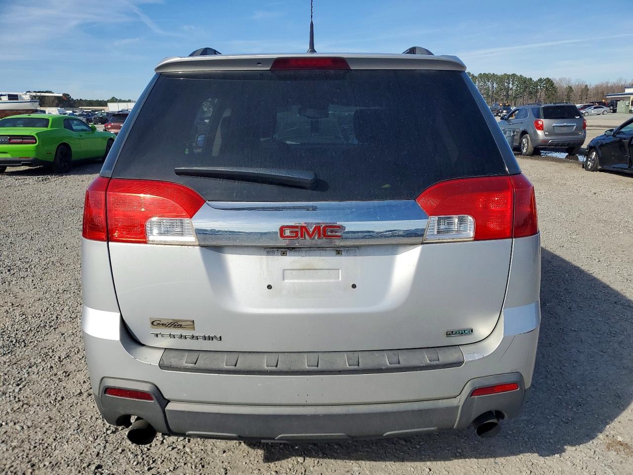 2012 GMC TERRAIN SLT photo 6