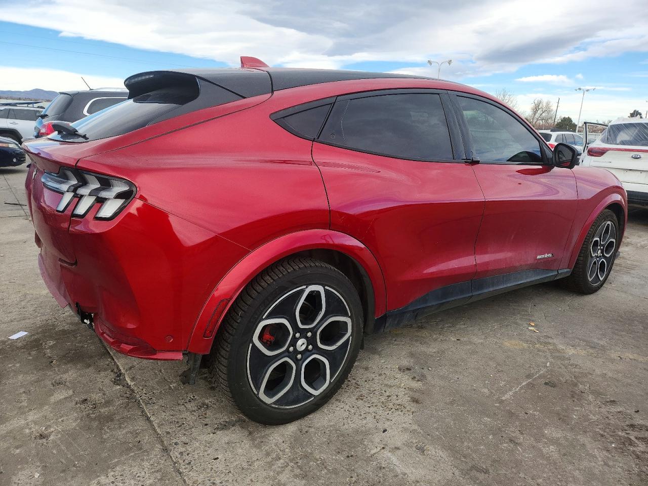 2021 FORD MUSTANG MACH-E GT photo 7