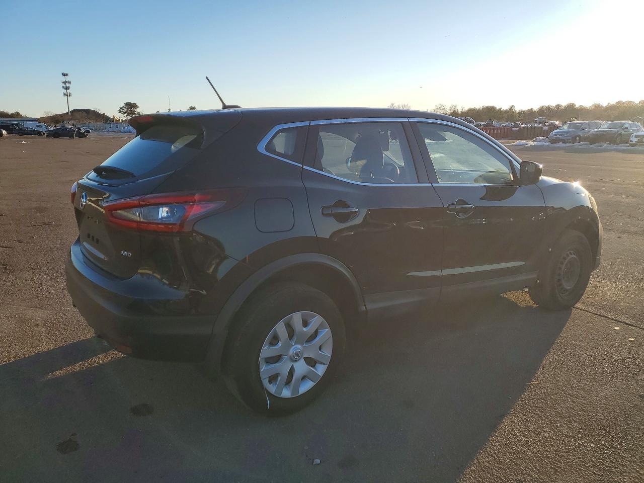 2020 NISSAN ROGUE SPORT S photo 7
