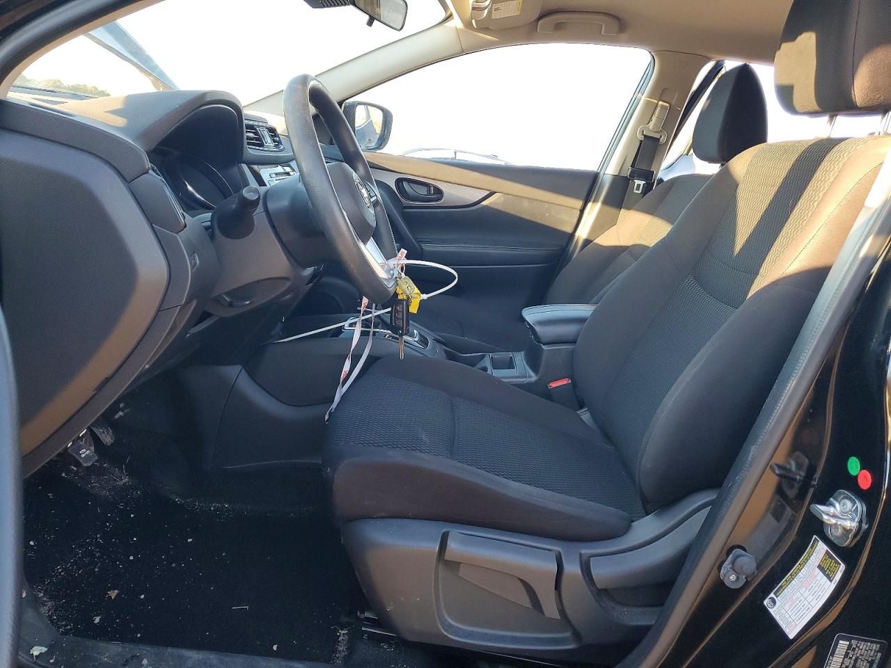 2020 NISSAN ROGUE SPORT S photo 19