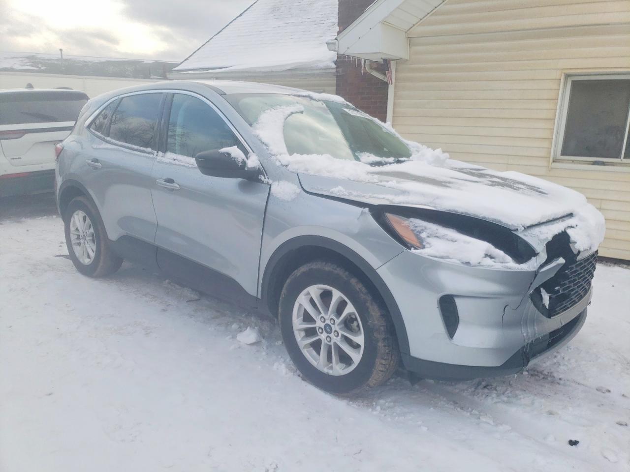 2022 FORD ESCAPE SE photo 4