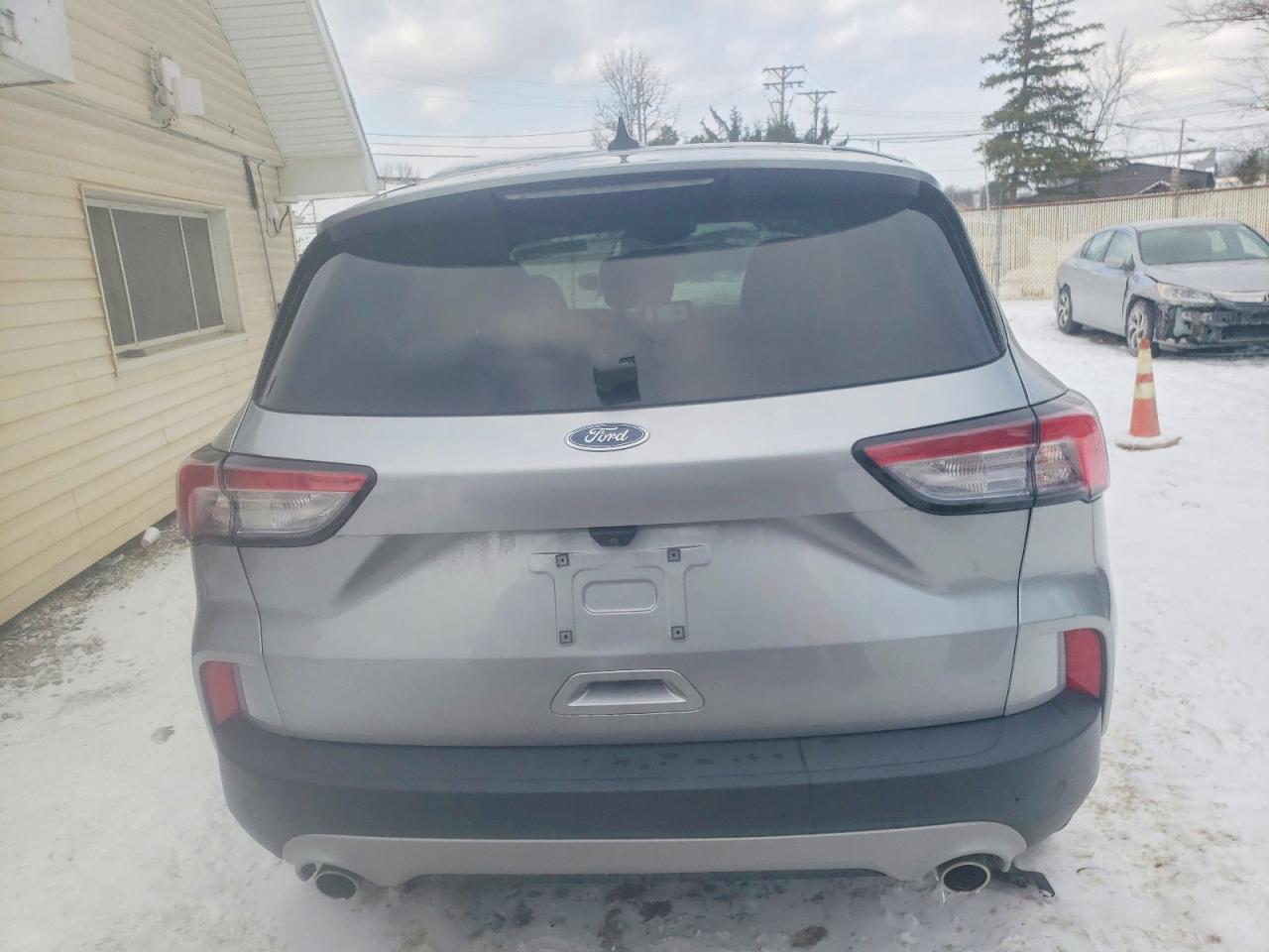 2022 FORD ESCAPE SE photo 6