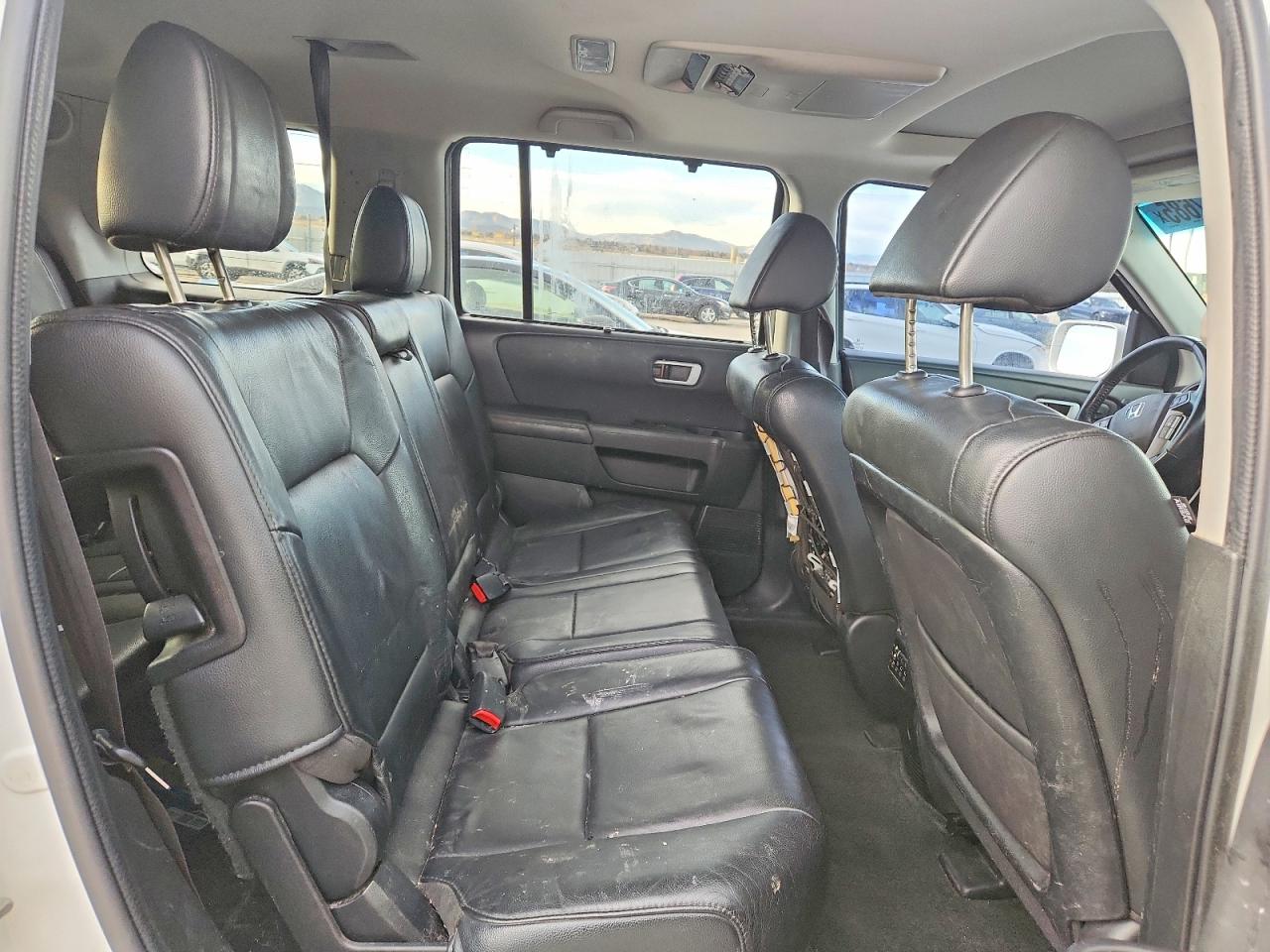 2015 HONDA PILOT TOURING photo 31
