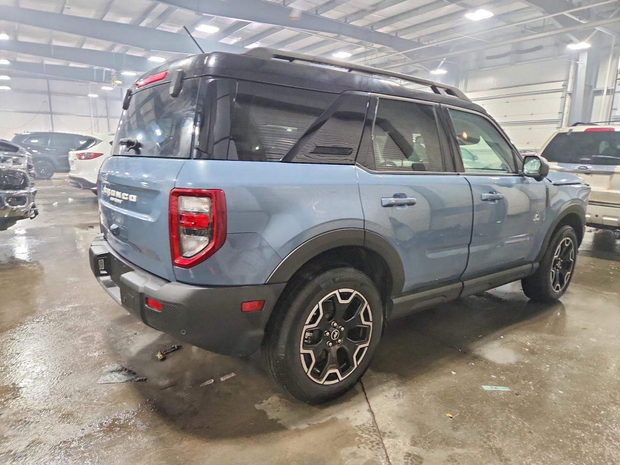 2025 FORD BRONCO SPORT OUTER BANKS photo 3
