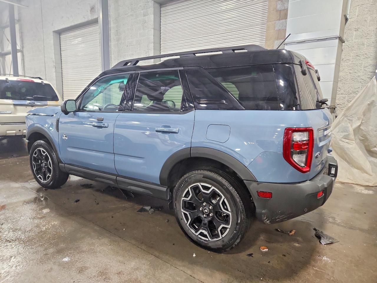 2025 FORD BRONCO SPORT OUTER BANKS photo 2