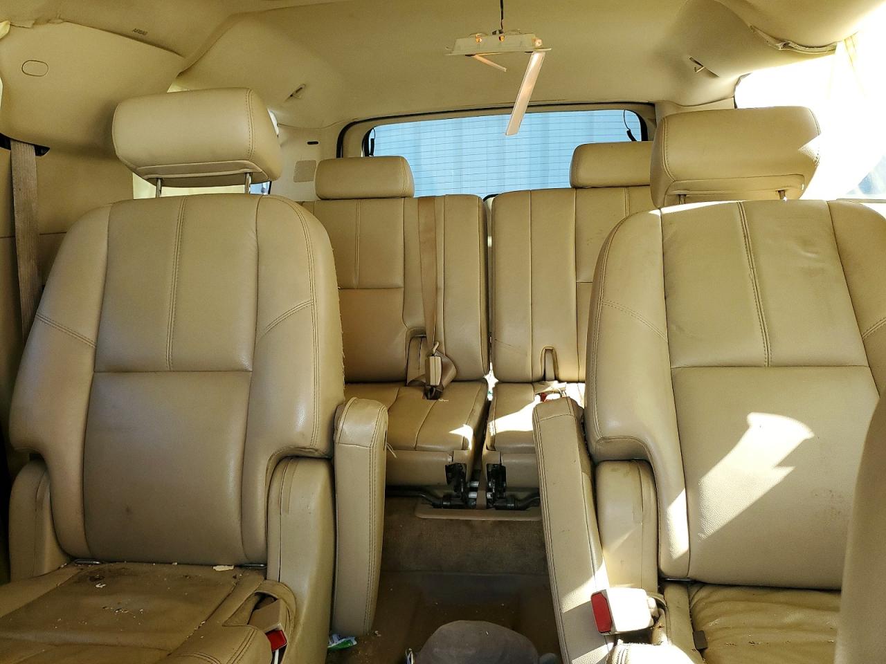 2008 GMC YUKON XL K1500 photo 10
