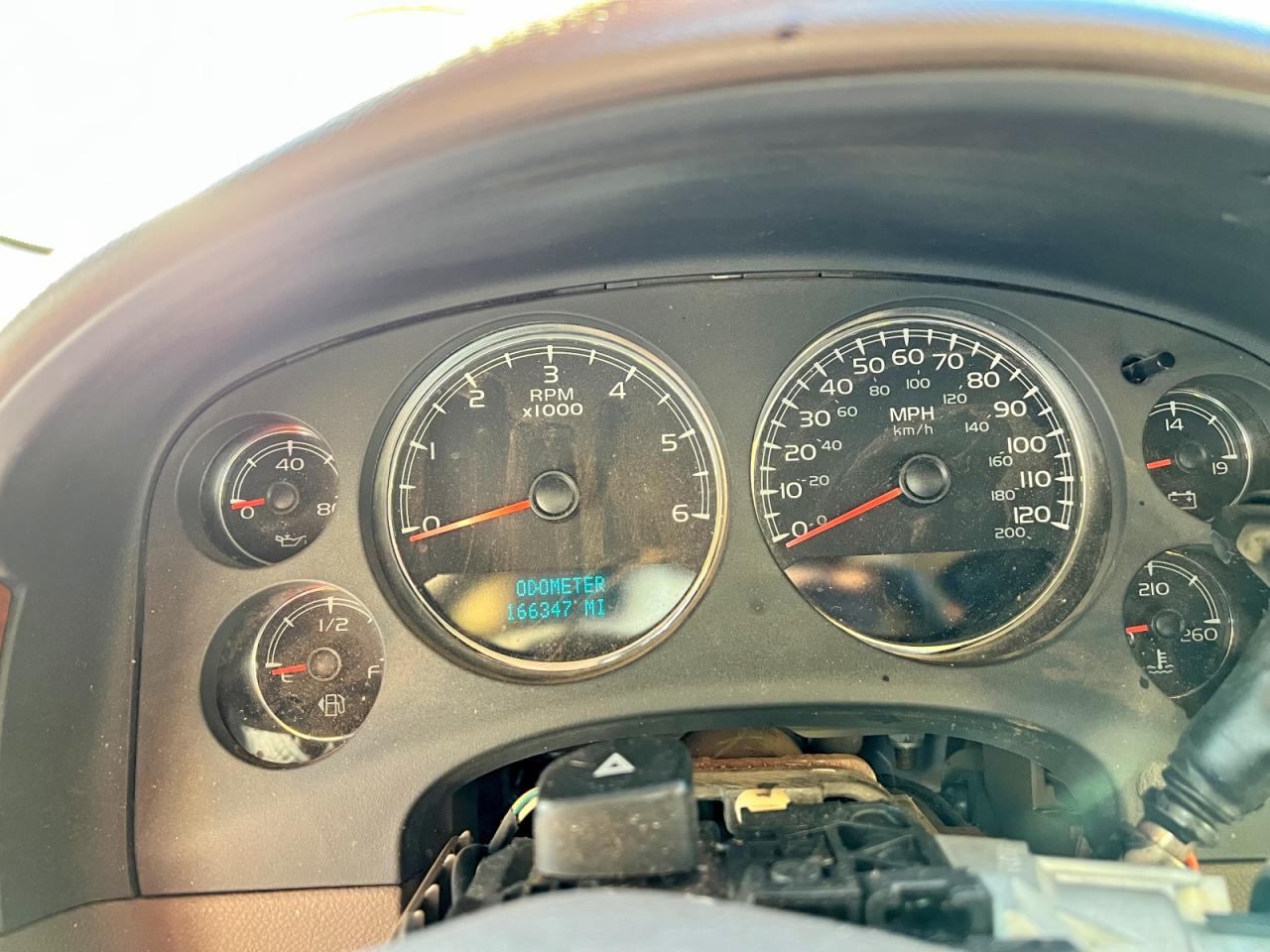 2008 GMC YUKON XL K1500 photo 9
