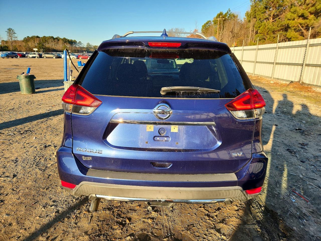 2018 NISSAN ROGUE S photo 16