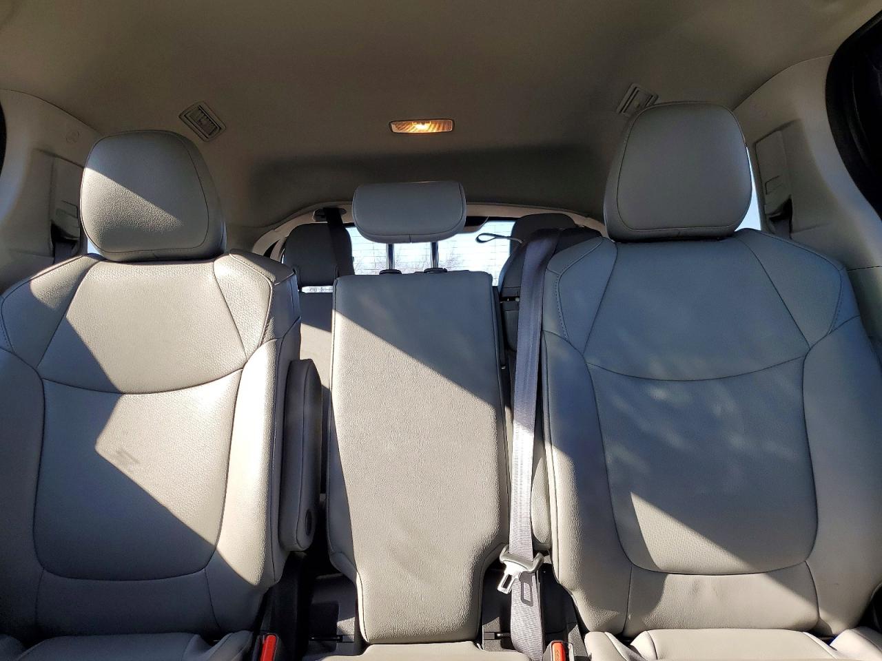 2022 TOYOTA SIENNA photo 10