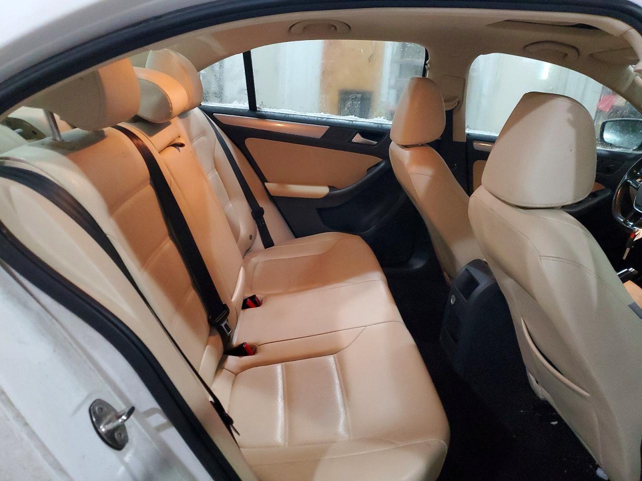 2018 VOLKSWAGEN JETTA SE photo 19