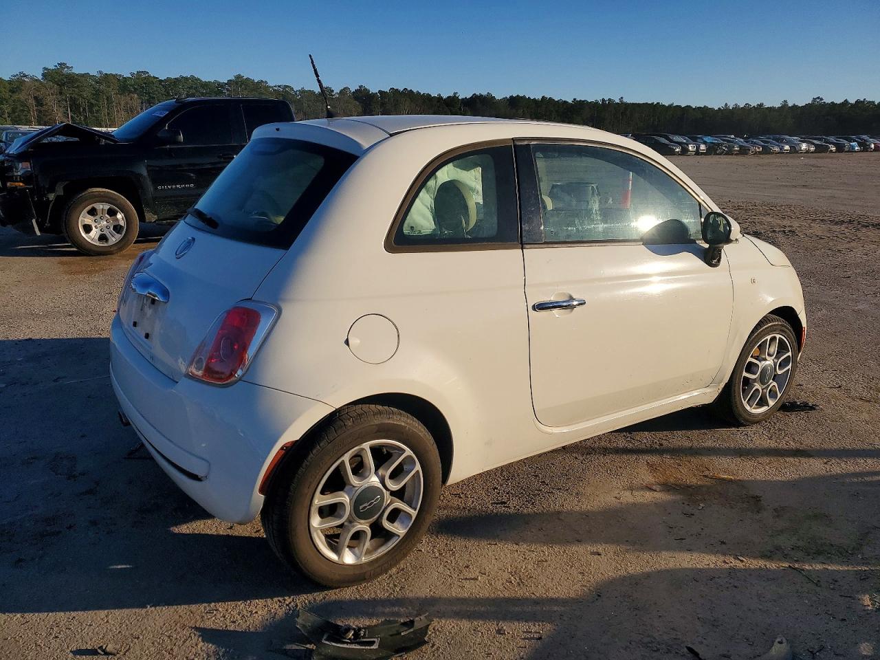 2014 FIAT 500 POP photo 3