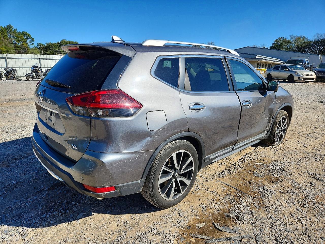 2019 NISSAN ROGUE S photo 5