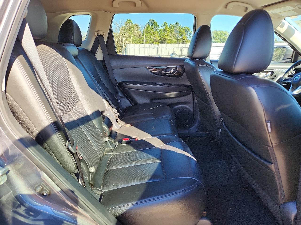 2019 NISSAN ROGUE S photo 21