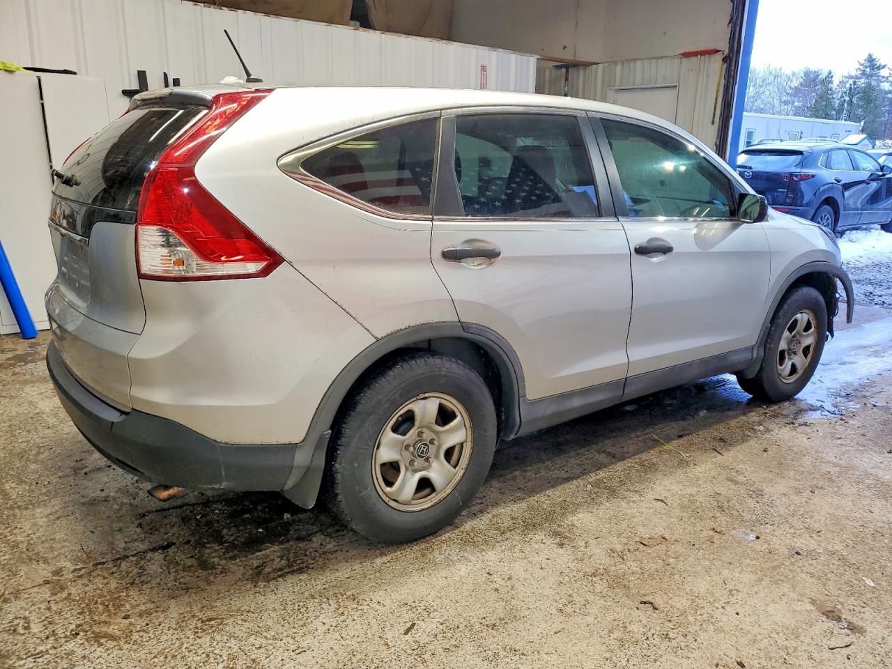2012 HONDA CR-V LX photo 3