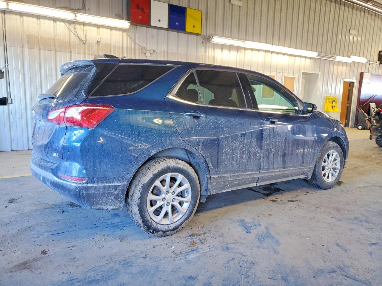 2020 CHEVROLET EQUINOX LT photo 3