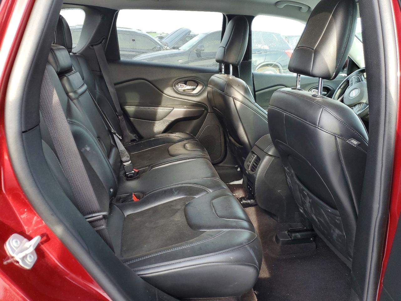 2019 JEEP CHEROKEE LATITUDE PLUS photo 10